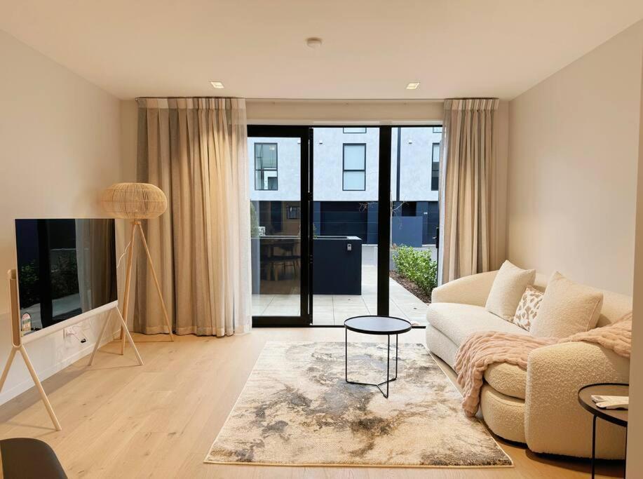 Apartament Black-Luxe Living In The Heart Of City Christchurch Zewnętrze zdjęcie